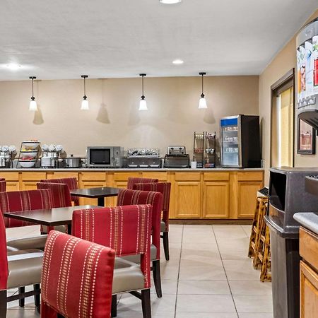 Comfort Inn Worland Hwy 16 To Yellowstone Bagian luar foto